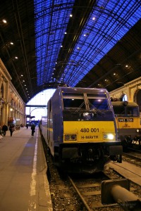 480 - 001 MÁV TRAXX és V43 Budapest-Keleti pályaudvaron 480 - 001 MÁV TRAXX
