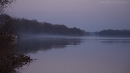 Pára a Kis Dunai ágon - szendreigabor.hu