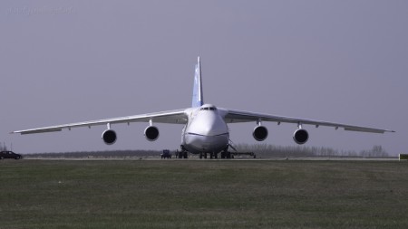 AN 124-100M Budapest - szendreigabor.hu