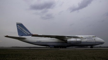 AN 124-100M  LHBP - szendreigabor.hu