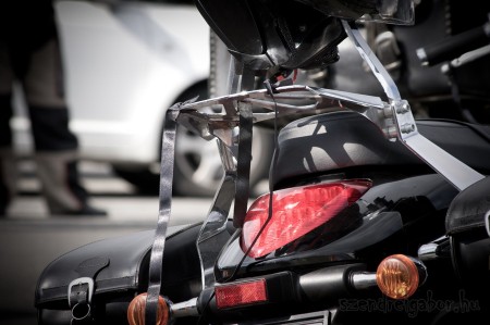 Motoros megemlékezés a lengyelországi balesetben elhunyt áldozatokra.