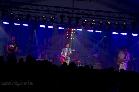 Víz, zene, virág fesztivál Tatán képek - Magna Cum Laude - Szendrei Gábor