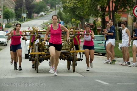 Kocsitoló verseny 2012 képek - Szendrei Gábor