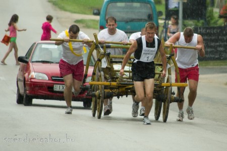 Kocsitoló verseny 2012 képek - Szendrei Gábor