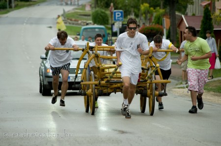 Kocsitoló verseny 2012 képek - Szendrei Gábor