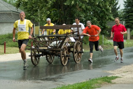 Kocsitoló verseny 2012 képek - Szendrei Gábor