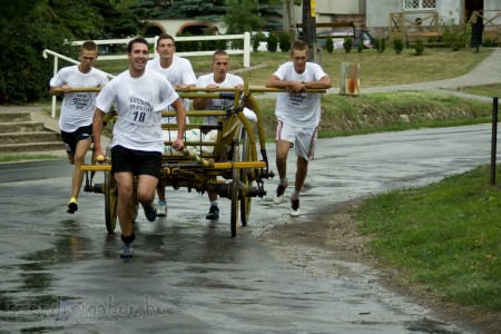 Kocsitoló verseny 2012 képek - Szendrei Gábor