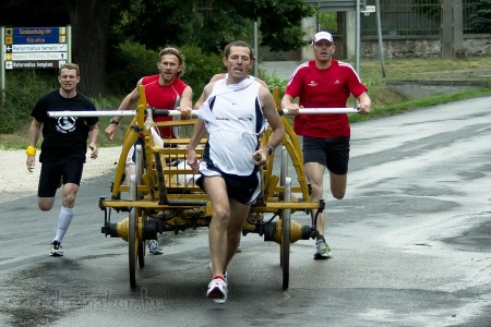 Kocsitoló verseny 2012 képek - Szendrei Gábor