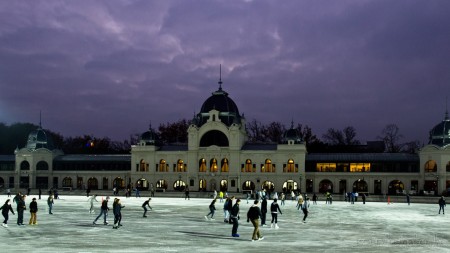 Városligeti Műjégpálya nyitása 2012 - fotó: Szendrei Gábor Városligeti Műjégpálya nyitása 2012 - fotó: Szendrei Gábor