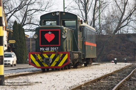 Valentin expressz a Királyréti Erdei Vasúton 2013 - fotó: Szendrei Gábor Valentin expressz a Királyréti Erdei Vasúton 2013 - fotó: Szendrei Gábor