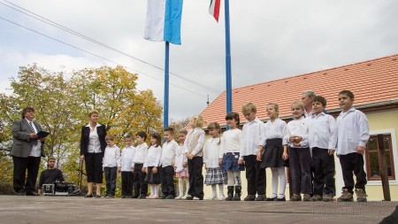 2013.10.23. Művelődési Ház avatása Kisorosziban - fotó: Szendrei Gábor 2013.10.23. Művelődési Ház avatása Kisorosziban - fotó: Szendrei Gábor
