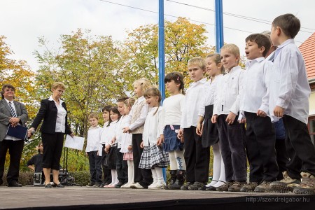 2013.10.23. Művelődési Ház avatása Kisorosziban - fotó: Szendrei Gábor 2013.10.23. Művelődési Ház avatása Kisorosziban - fotó: Szendrei Gábor
