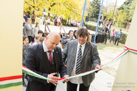 2013.10.23. Művelődési Ház avatása Kisorosziban - fotó: Szendrei Gábor 2013.10.23. Művelődési Ház avatása Kisorosziban - fotó: Szendrei Gábor