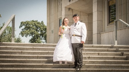 2014.06.07. Enikő és Robi Katonai Esküvője Tatabányán - fotó: Szendrei Gábor 2014.06.07. Enikő és Robi Katonai Esküvője Tatabányán - fotó: Szendrei Gábor