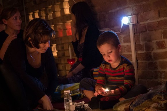 Diwali - a Fény Ünnepe a Bandha Works-ben 2015 - fotó: Szendrei Gábor Diwali - a Fény Ünnepe a Bandha Works-ben 2015 - fotó: Szendrei Gábor