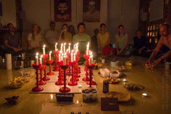 Diwali - a Fény Ünnepe a Bandha Works-ben 2015 - fotó: Szendrei Gábor Diwali - a Fény Ünnepe a Bandha Works-ben 2015 - fotó: Szendrei Gábor