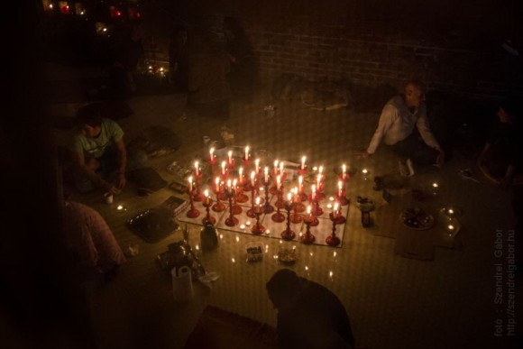 Diwali - a Fény Ünnepe a Bandha Works-ben 2015 - fotó: Szendrei Gábor Diwali - a Fény Ünnepe a Bandha Works-ben 2015 - fotó: Szendrei Gábor