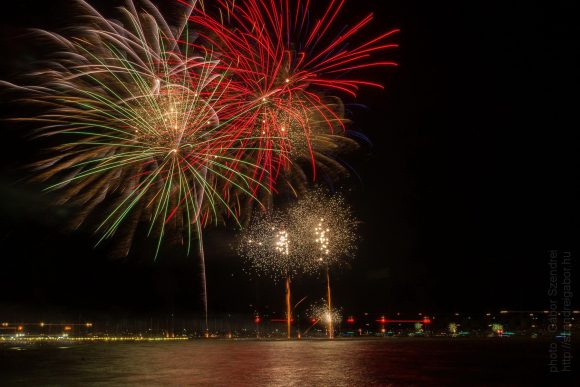 Siófoki augusztus 20-ai tűzijáték legszebb 13 fotója 2017 Balaton - fotó: Szendrei Gábor